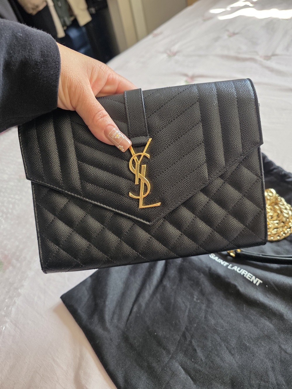 Saint Laurent Black Quilted Envelope Chain Wallet - Picture 2 of 15